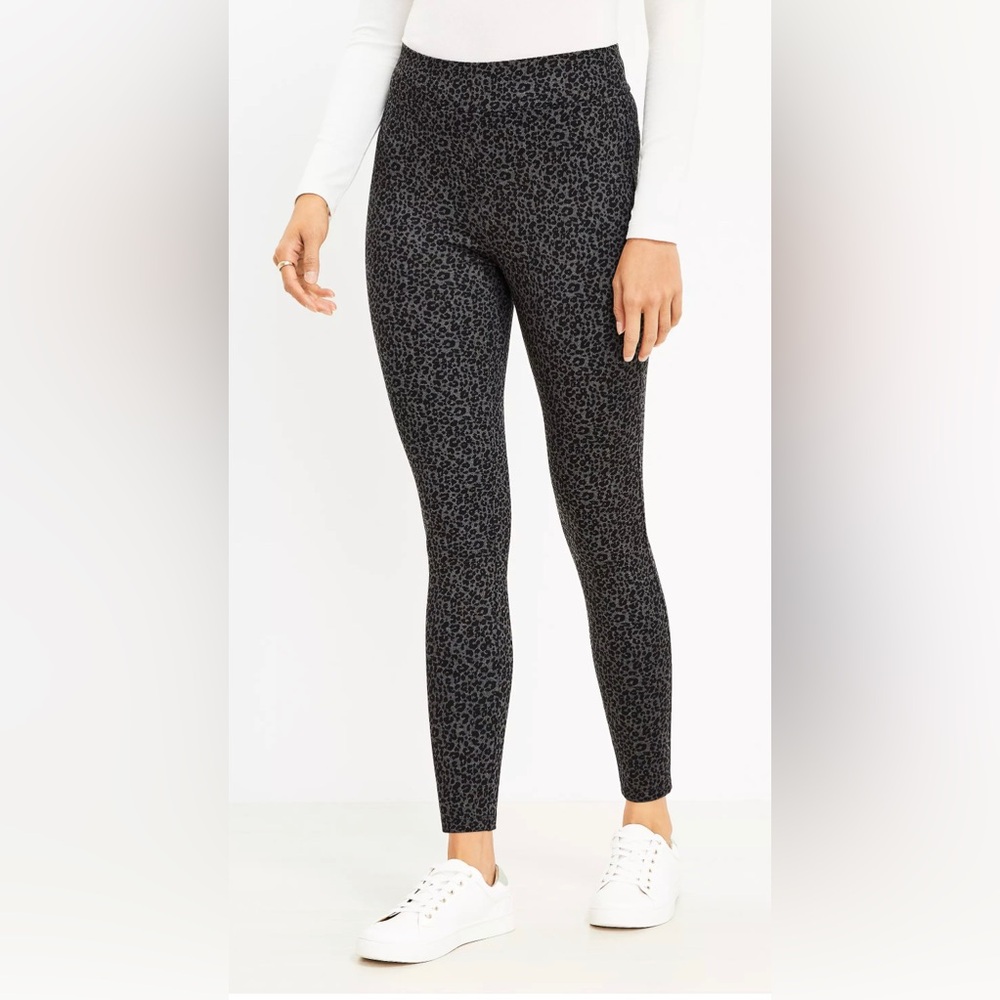 LOFT Women's Size S Black Leopard Print Ponte Pants/Stretch Leggings